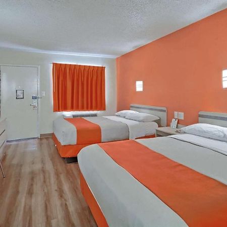 Motel 6-Maple Shade Township, Nj - Philadelphia - Mt Laurel Exterior photo