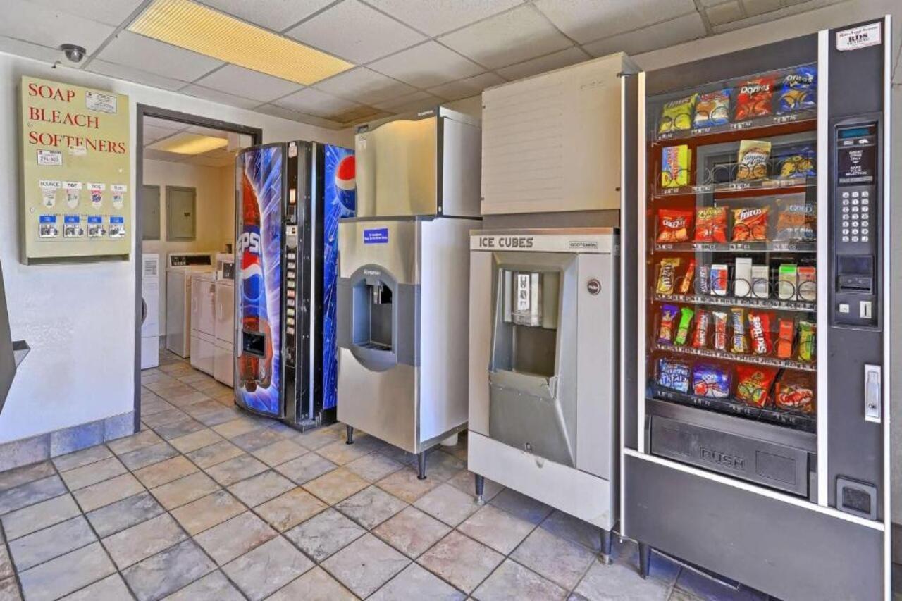 Motel 6-Maple Shade Township, Nj - Philadelphia - Mt Laurel Exterior photo