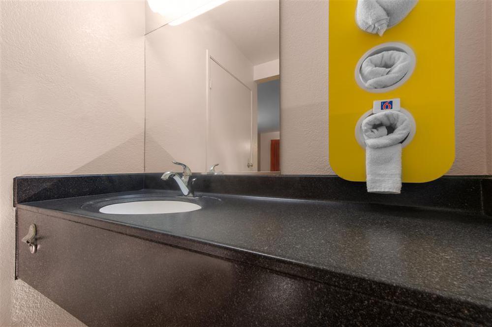 Motel 6-Maple Shade Township, Nj - Philadelphia - Mt Laurel Room photo